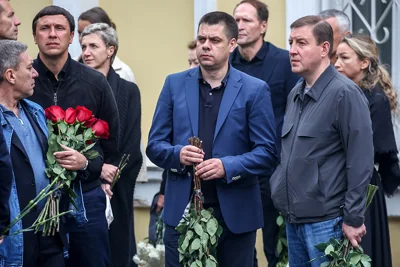 В Петербурге начались похороны Старовойта