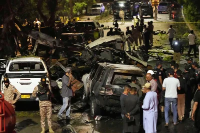 Pakistani road explosion kills two Chinese nationals