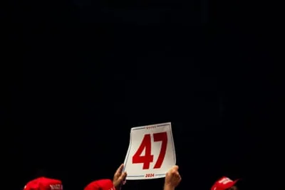 a sign reading ‘47’