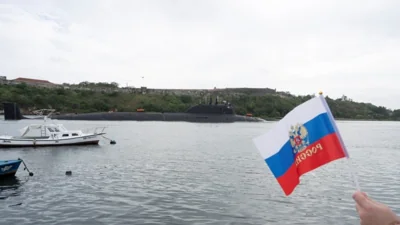 Поджёгшему российский флаг калужанину дали 10 лет