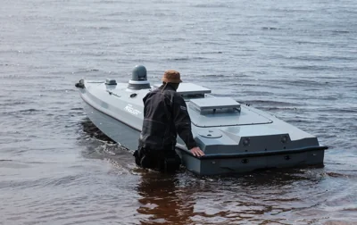 Россияне говорят, что Новороссийск атакуют надводные дроны