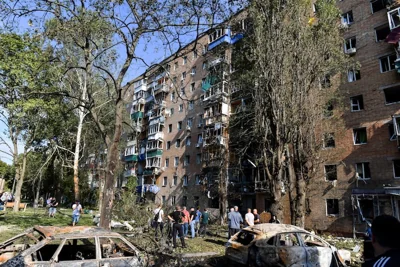 Air strikes kill two in Kyiv as Ukraine continues to ‘push war out into aggressor’s territory’