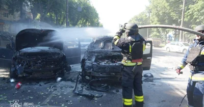 Росіяни атакували Суми забороненими снарядами. Жахливі наслідки обстрілу (фото та відео)