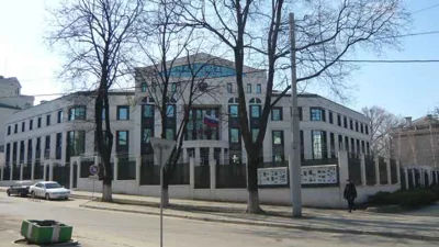 Молдова вслед за Азербайджаном решила закрыть «Русский дом»