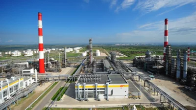 Два человека погибли при атаке дронов на Сызранский НПЗ