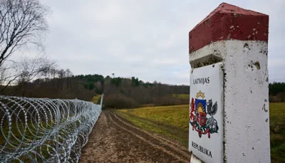 Латвия завершила строительство забора на границе с Беларусью