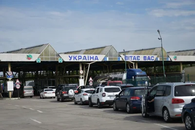 При перетині кордону можливі затримки: у ДПСУ попередили українців