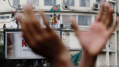 Протести в Бангладеш: армія оголосила про відставку прем'єрки