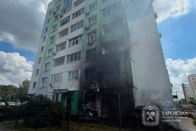 8 человек пострадали из-за российского удара по многоэтажному дому в Харькове