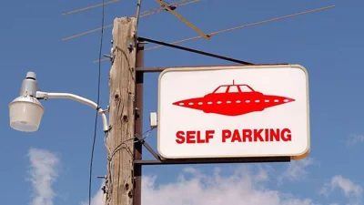 «Они существуют, но я их не видел». Что Обама рассказал о внеземной жизни и почему Трамп решил раскрыть сведения об НЛО