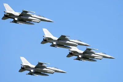Много ли изменится от того, что в Украину прибыли истребители F-16?