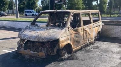 В Киеве подожгли автомобиль медслужбы третьей штурмовой бригады