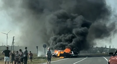 Под #Зельва вчера полностью сгорели два автомобиля