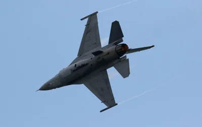 США готовят переброску на Ближний Восток дополнительных боевых самолетов,