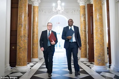 UK Prime Minister Sir Keir Starmer (left) and UK Foreign Secretary David Lammy (right) at the British ambassador's residence in Washington