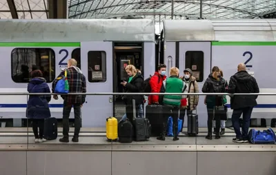 "Способны поехать в Украину": регион в Германии не будет помогать украинским мужчинам с просроченным загранпаспортом