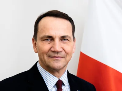 Сикорски: Польша продолжает работать над освобождением Почобута