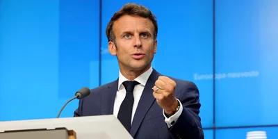 Выборы во Франции: сотни кандидатов отказались от второго тура, чтобы помешать крайне правым