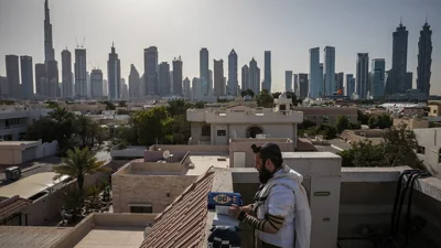 Jew praying in UAE