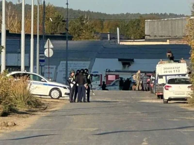 "Акт відплати". У Єкатеринбурзі на КПП військової частини підірвали росгвардійців. Фото