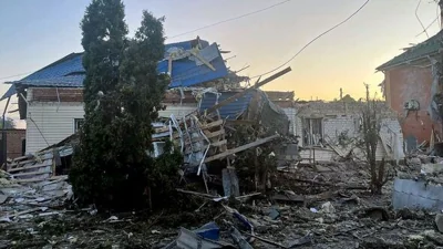 Damaged Russian buildings 