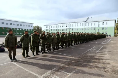 Главное об отправке на войну срочников и отказчиков из Каменки — что их родные рассказали «Бумаге»