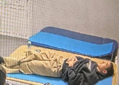 Нурлан Сабуров отказывался оформлять российское гражданство, сообщили государственные СМИ