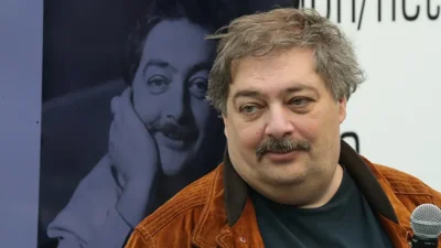 Против писателя Дмитрия Быкова* возбудили уголовное дело