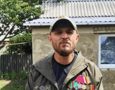 Пригрозившего Путину военным мятежом участника войны осудили за пропаганду экстремистской символики