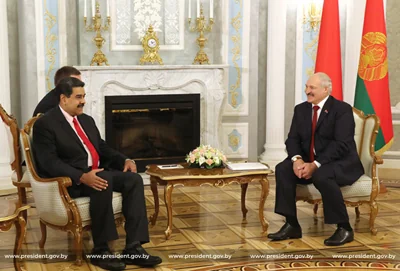 Лукашенко поздравил Мадуро с победой и предложил встретиться
