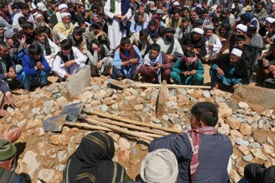 Afghanistan: Gunman kills 6 worshippers inside a Shiite mosque, the Taliban say