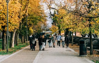 Дощі та температура вище норми: синоптикиня дала прогноз на жовтень