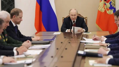 Путин провел в Кремле совещание по проблеме с топливом в России