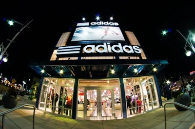 Adidas попала в громкий скандал из-за антиизраильской рекламы