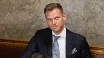 Австрийская газета рассказала о подготовке продажи Raiffeisenbank в России