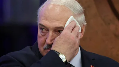 Владимир Зеленский дал Лукашенко неделю на вывод техники от границы