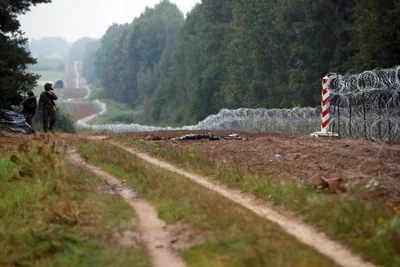 За минувшие выходные (13-15 сентября) на беларусско-польской границе зафиксировано 300 попыток нелегального проникновения в 🇵🇱Польшу