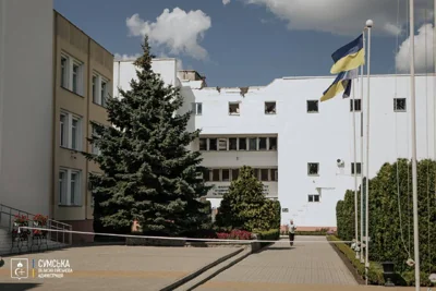 Власти Сумской области опубликовали новые фото последствий российской атаки на один из крупнейших университетов региона