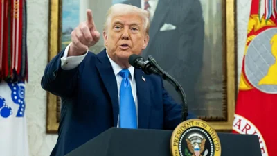 Трамп пригрозил вторичными пошлинами на российскую нефть и анонсировал новый разговор с Путиным