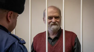 Государство убивает диссидента Скобова за слова. Сегодня суд приговорил его к 16 годам лишения свободы. Рассказываем его историю