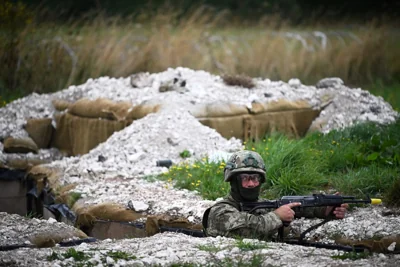 Ukrainian soldier training