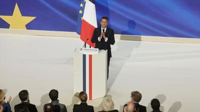 Макрон призвал укрепить оборону Европы