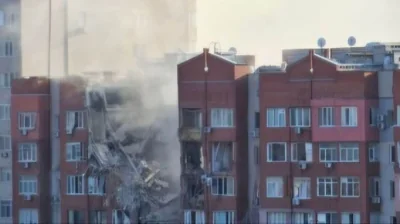 Russians strike nine-storey building in Dnipro, one person killed and others injured. Pregnant woman and baby are among casualties – photo, video