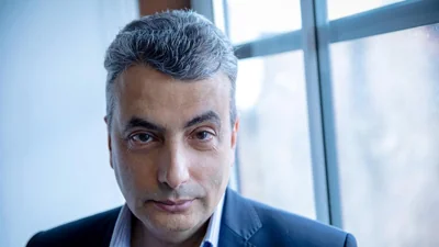 Льву Шлосбергу* предъявили обвинение по делу о невыполнении обязанностей «иноагента». Он находится под подпиской о невыезде