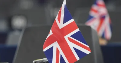 Великобритания ввела санкции против Санкт-Петербургской валютной биржи и металлургического завода "Красный Октябрь"