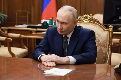 Сообщения об атаке беспилотников на резиденцию Владимира Путина осложнят переговоры по Украине