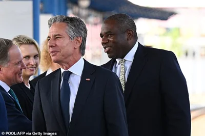 US Secretary of State Anthony Blinken (L) and British Foreign Secretary David Lammy arrive at Kyiv train station in Kyiv, on September 11, 2024