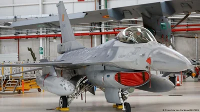 Нидерланды вскоре поставят Украине первые из обещанных истребителей F-16