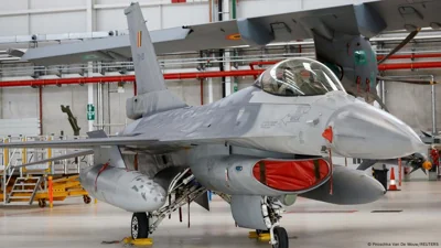 Україна отримала перші винищувачі F-16