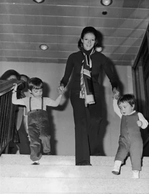 Maggie Smith And Children